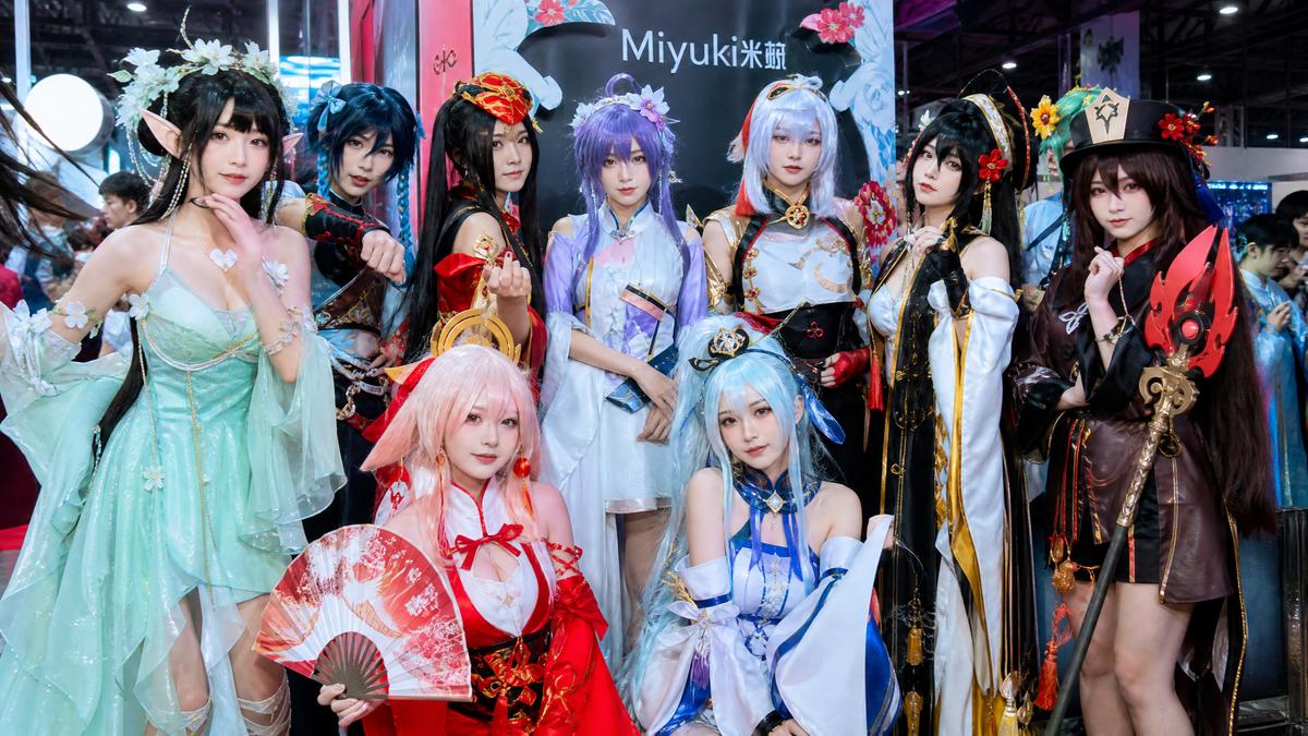 套路视频cosplay